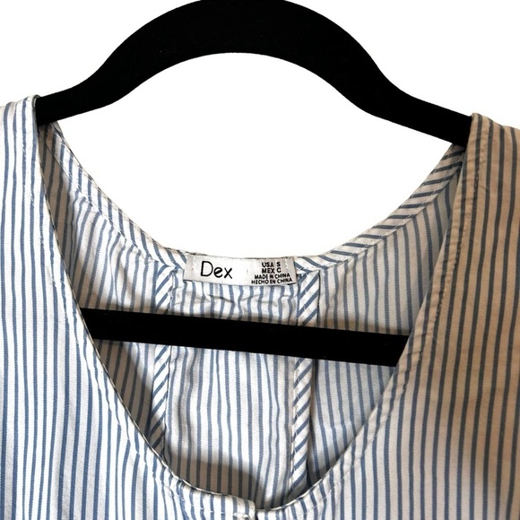 DEX Button Down Cropped Tie Front Tank - Picture 5 of 8